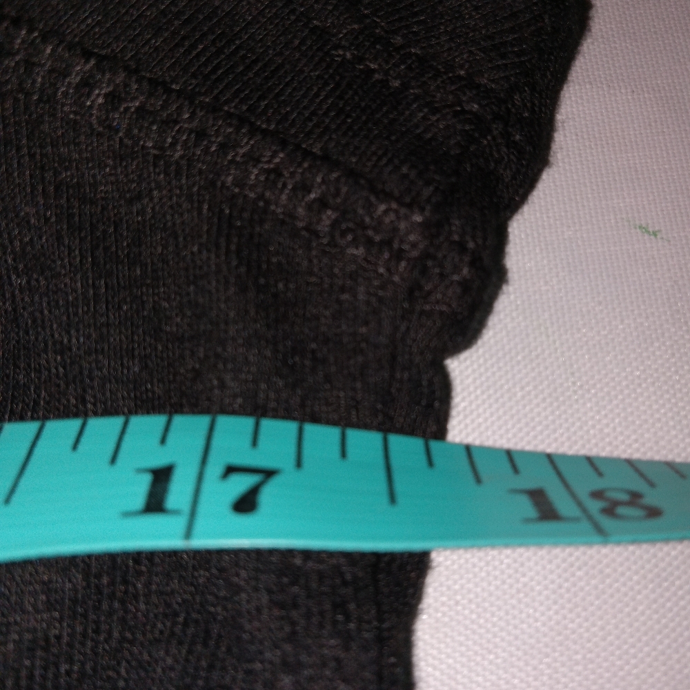 Simply Vera Vera Wang Black Pullover Large - Picture 10 of 10
